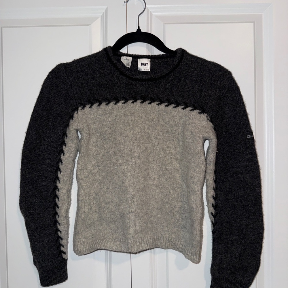 DKNY Women's Charcoal and Light Gray Crew Neck Sweater